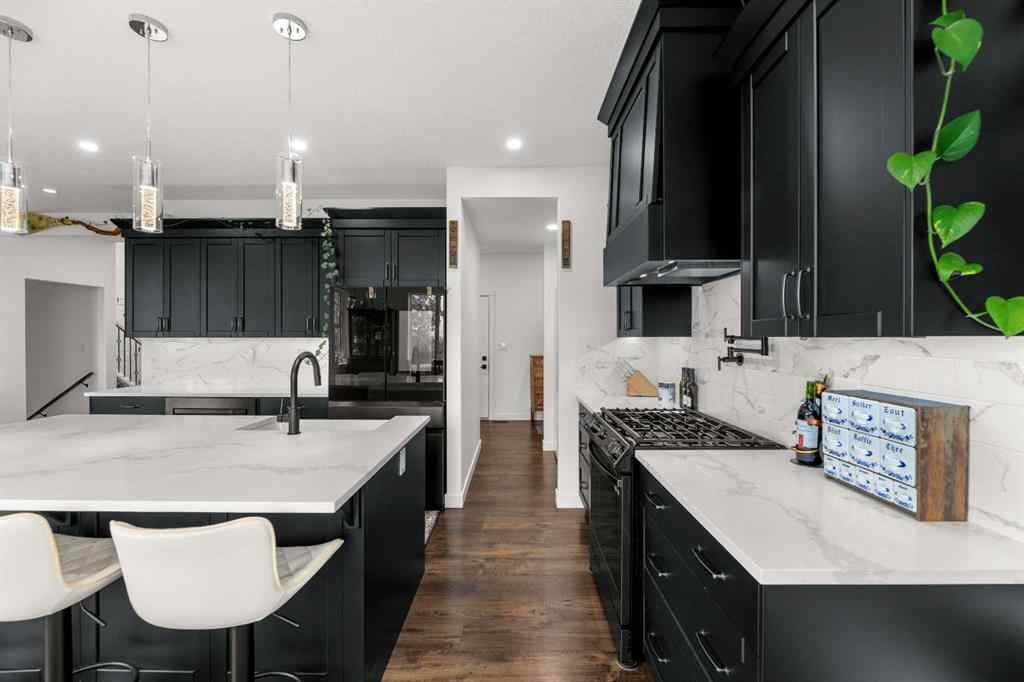 MLS® A2248702 - 20 Poplar Ridge Close  in NONE Didsbury, Residential