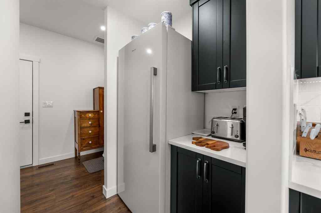 MLS® A2248702 - 20 Poplar Ridge Close  in NONE Didsbury, Residential