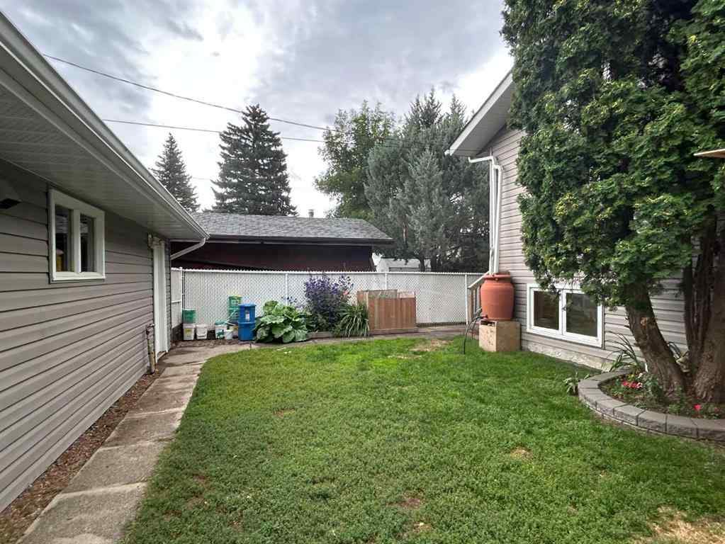 MLS® A2248705 - 5102 47 Street  in NONE Vermilion, Residential