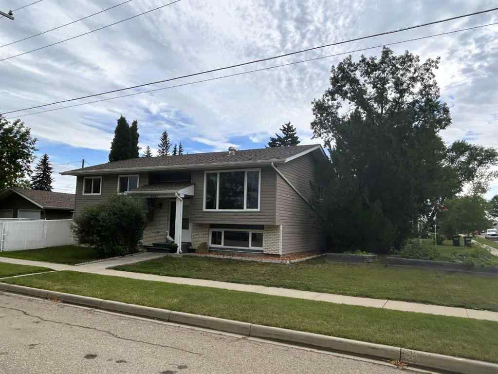 MLS® A2248705 - 5102 47 Street  in NONE Vermilion, Residential
