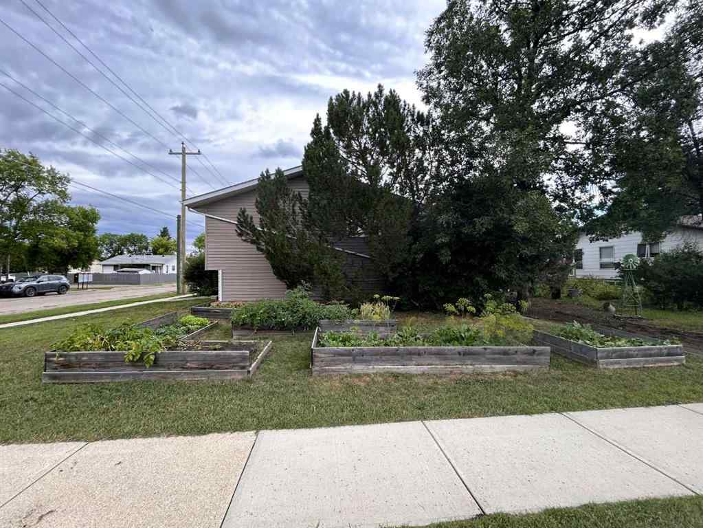 MLS® A2248705 - 5102 47 Street  in NONE Vermilion, Residential