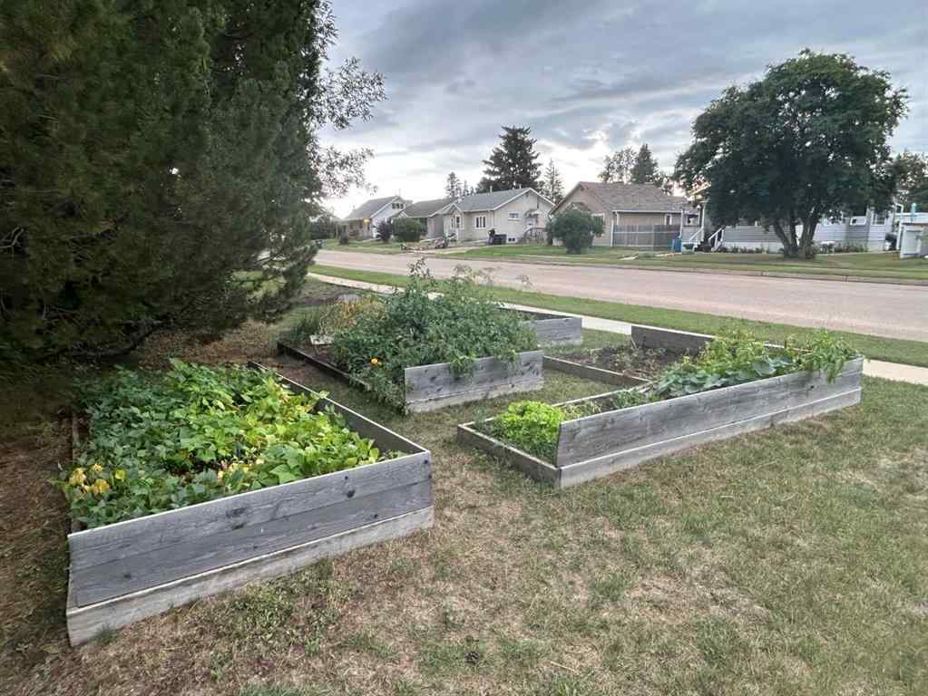 MLS® A2248705 - 5102 47 Street  in NONE Vermilion, Residential