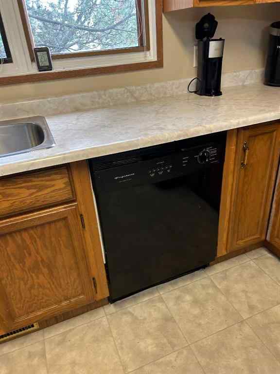MLS® A2248705 - 5102 47 Street  in NONE Vermilion, Residential