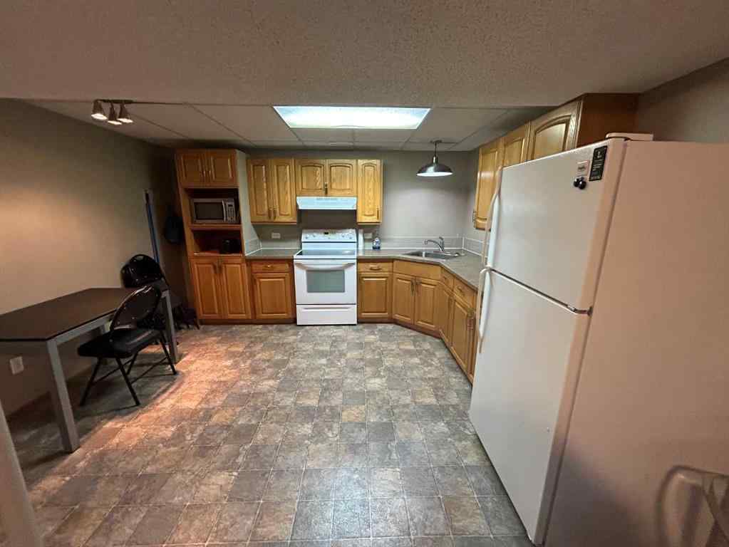 MLS® A2248705 - 5102 47 Street  in NONE Vermilion, Residential