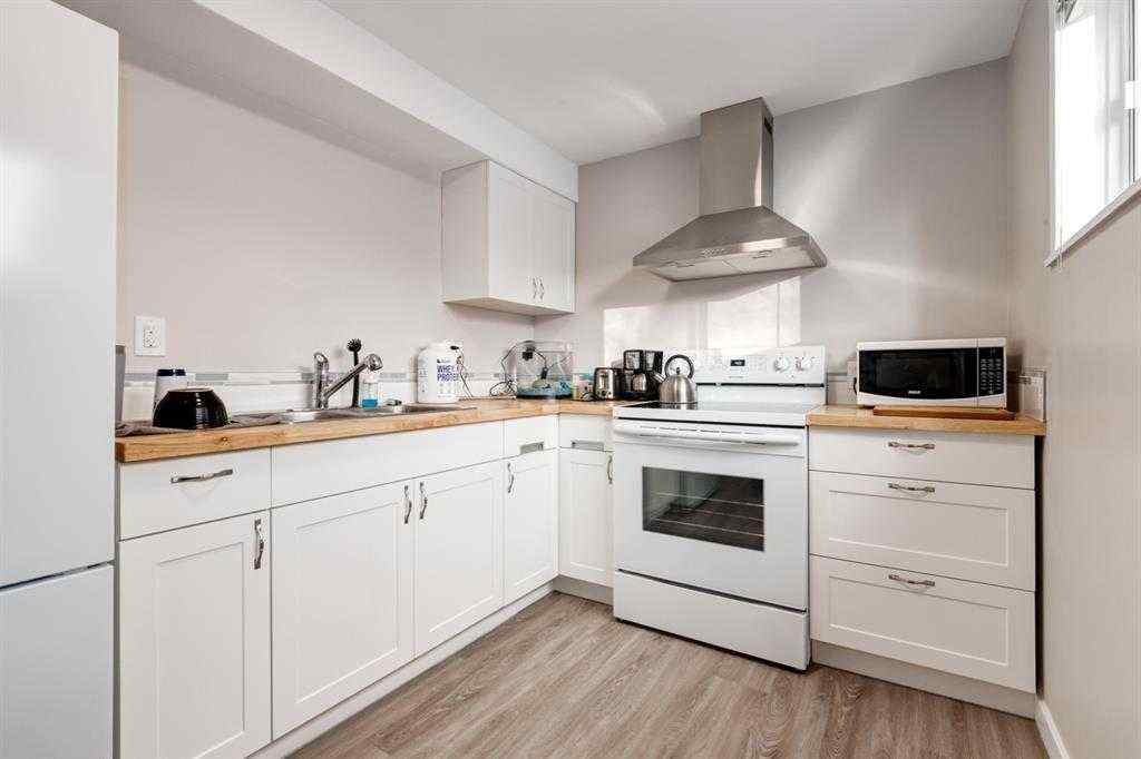 MLS® A2248706 - 223 41 Avenue NW in Highland Park Calgary, Residential