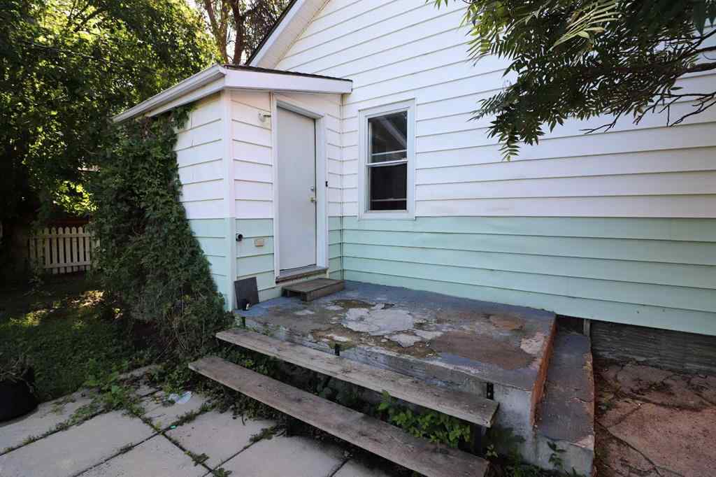 MLS® A2248707 - 1270 Elm Street SE in River Flats Medicine Hat, Residential