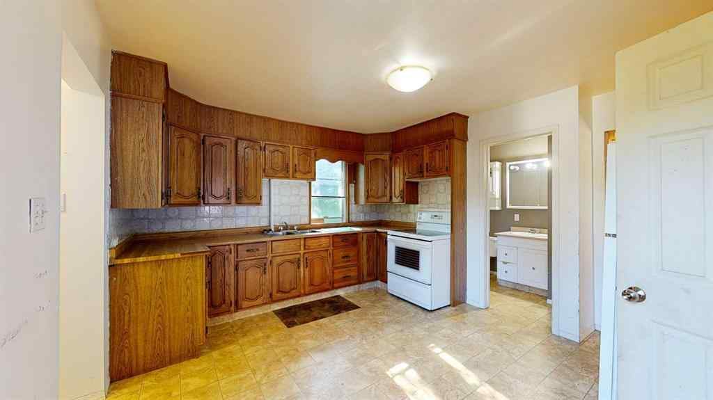 MLS® A2248707 - 1270 Elm Street SE in River Flats Medicine Hat, Residential