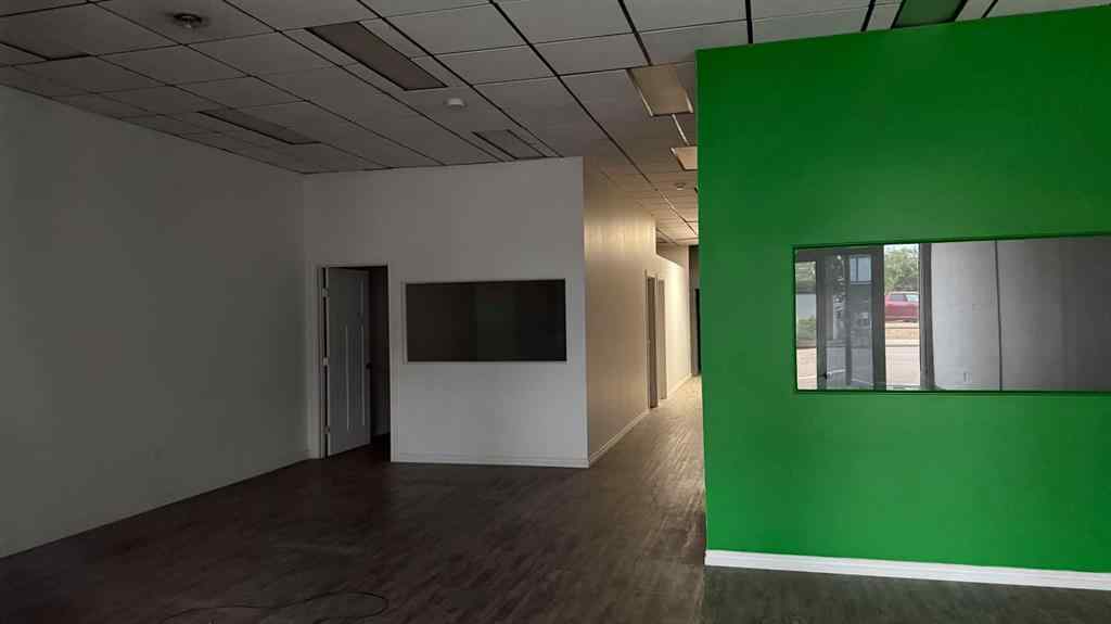 MLS® A2248708 - 352 Centre Street  in Downtown Retail Drumheller, Commercial