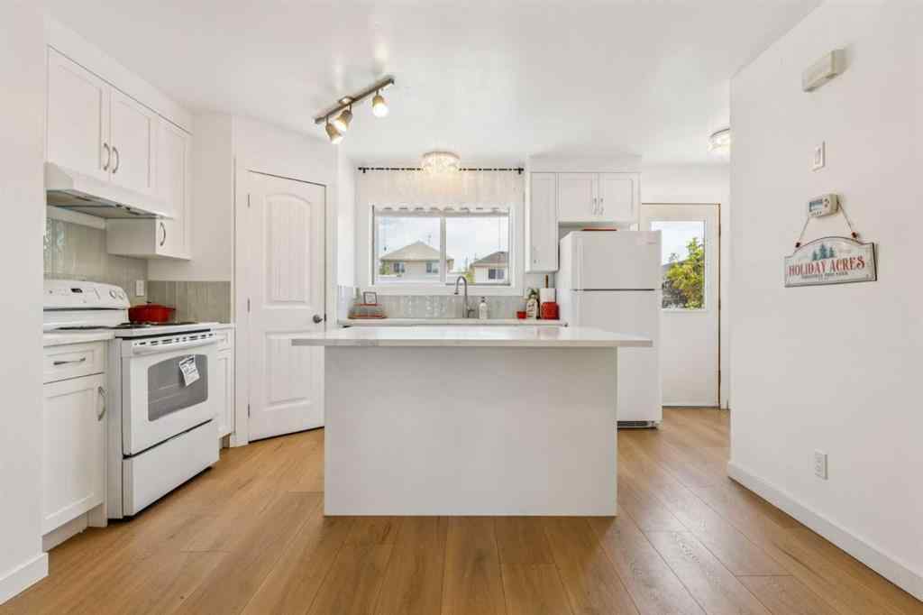 MLS® A2248712 - 159 Country Hills Crescent NW in Country Hills Calgary, Residential