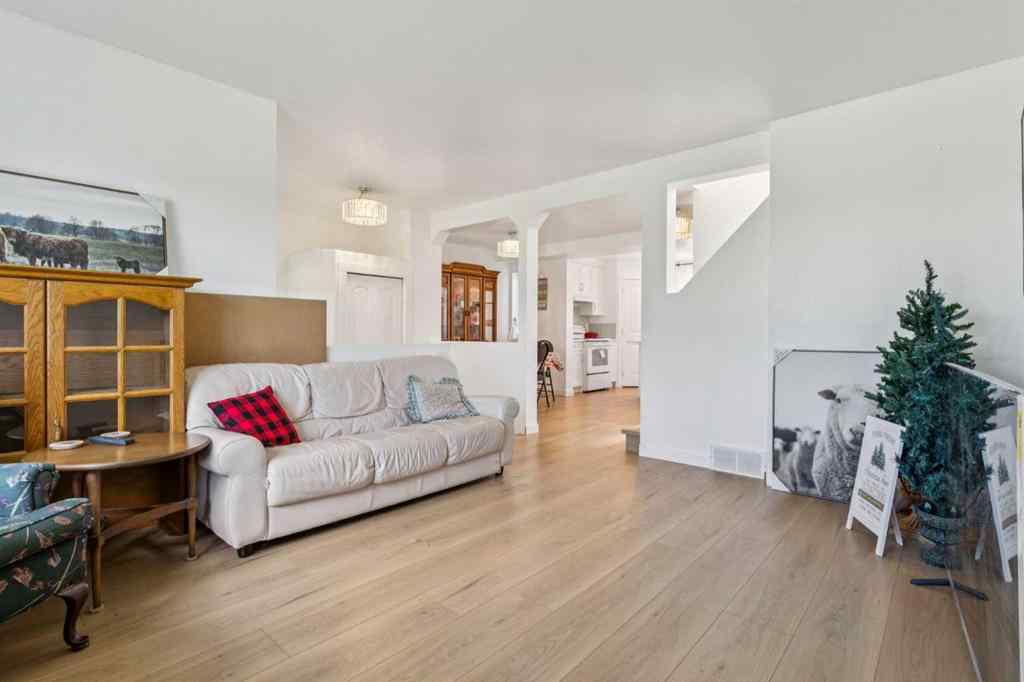 MLS® A2248712 - 159 Country Hills Crescent NW in Country Hills Calgary, Residential