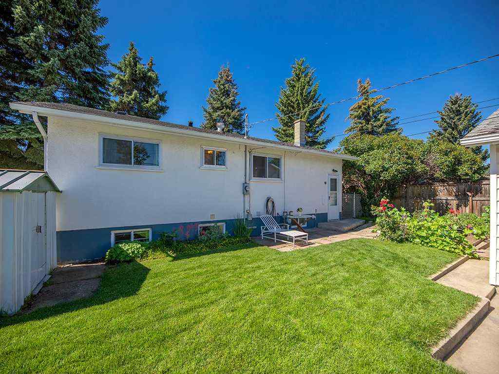 MLS® A2248721 - 96 Windermere Road SW in Wildwood Calgary, Residential