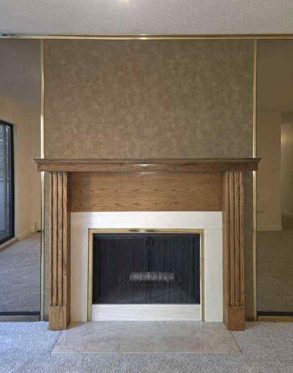 MLS® A2248729 - Unit #206 3730 50 Street NW in Varsity Calgary, Residential
