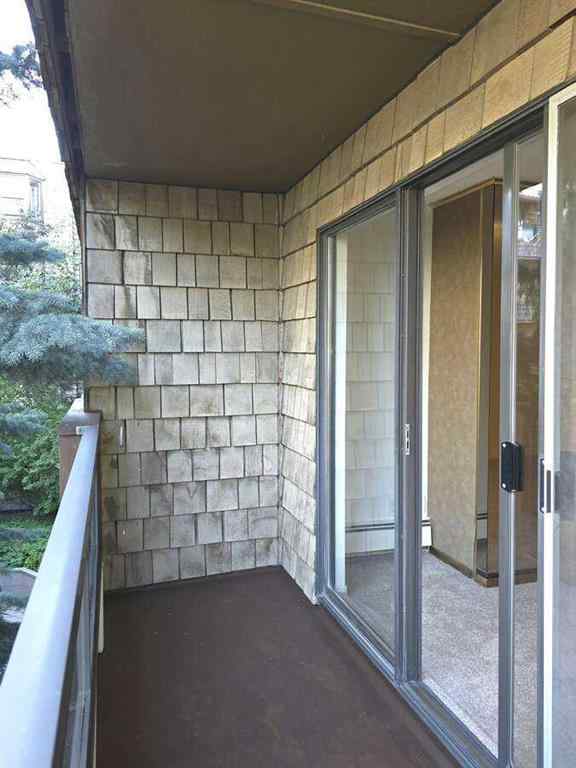 MLS® A2248729 - Unit #206 3730 50 Street NW in Varsity Calgary, Residential