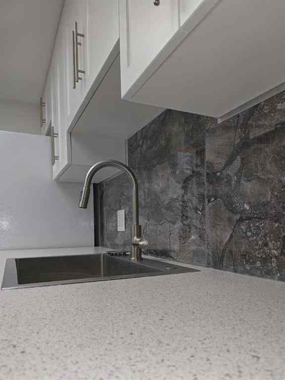 MLS® A2248729 - Unit #206 3730 50 Street NW in Varsity Calgary, Residential