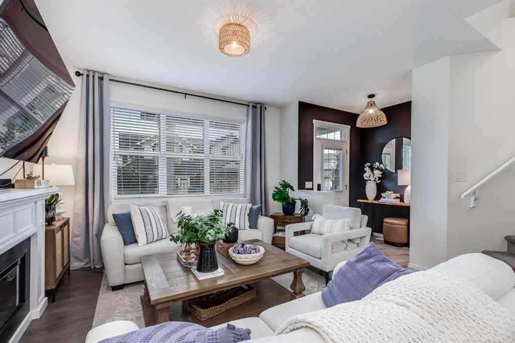 MLS® A2248731 - 340 Kingsmere Way SE in Kings Heights Airdrie, Residential