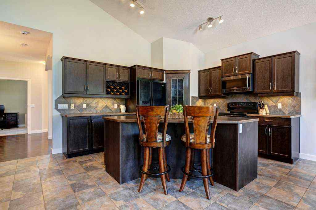 MLS® A2248739 - 2604 Coopers Circle SW in Coopers Crossing Airdrie, Residential