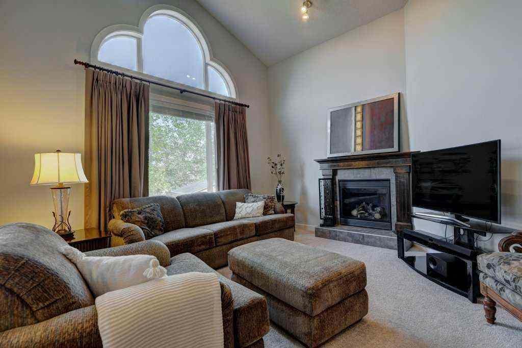 MLS® A2248739 - 2604 Coopers Circle SW in Coopers Crossing Airdrie, Residential