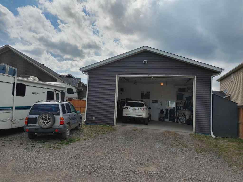 MLS® A2248743 - 215 George Street SW in NONE Diamond Valley, Residential