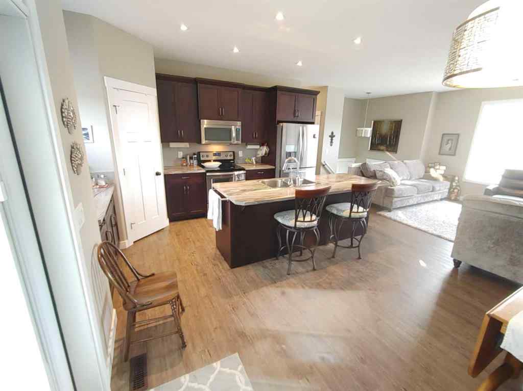 MLS® A2248743 - 215 George Street SW in NONE Diamond Valley, Residential
