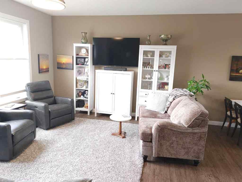 MLS® A2248743 - 215 George Street SW in NONE Diamond Valley, Residential