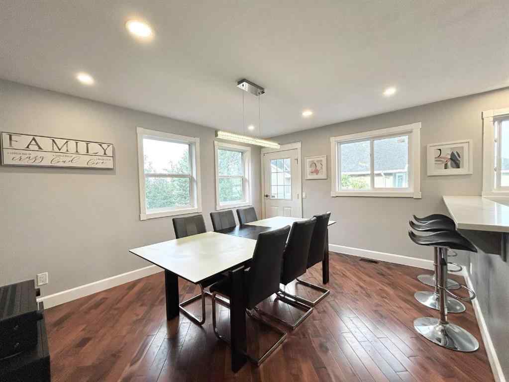 MLS® A2248745 - 305 Lakeside Greens Crescent  in Lakeside Greens Chestermere, Residential