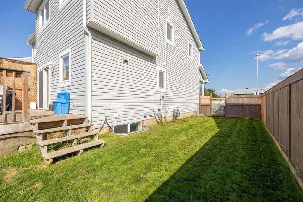 MLS® A2248750 - 108 Shetland Garden  in Thickwood Fort McMurray, Residential