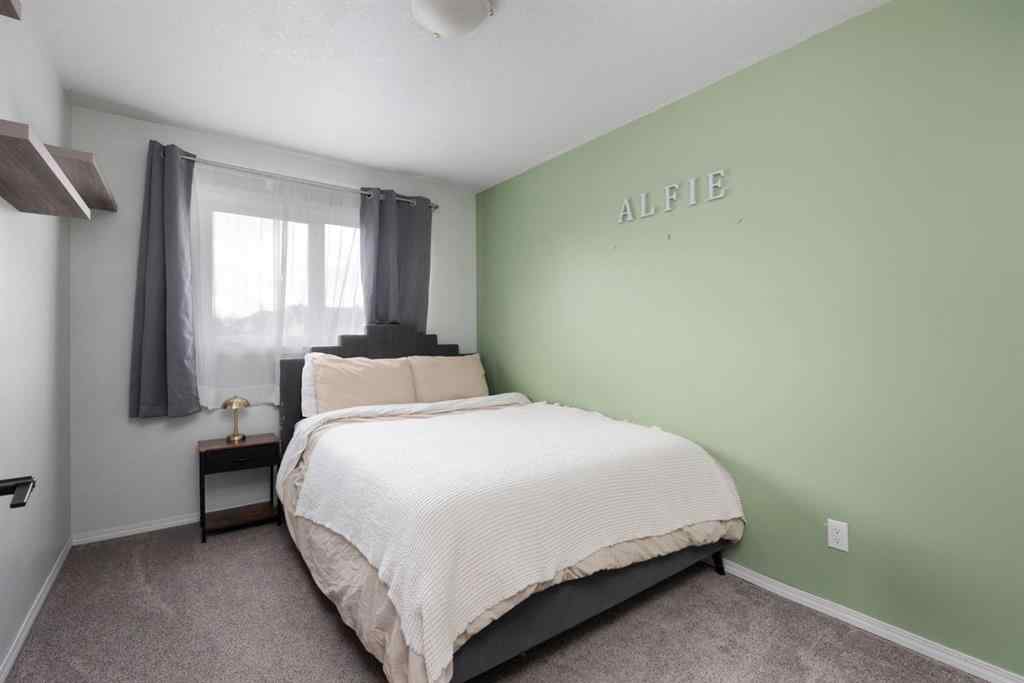 MLS® A2248750 - 108 Shetland Garden  in Thickwood Fort McMurray, Residential
