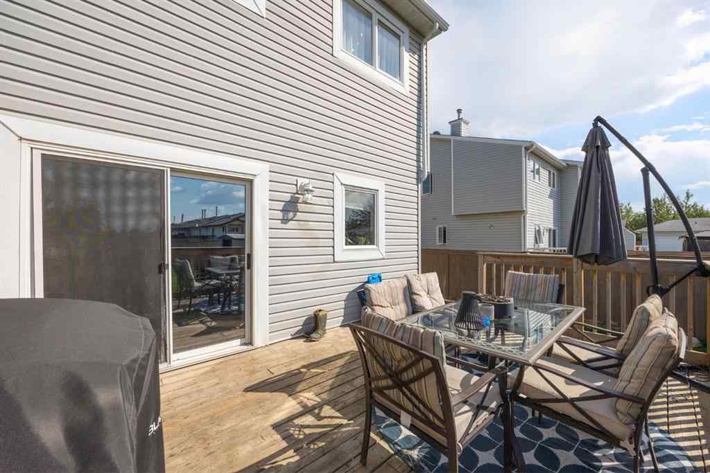 MLS® A2248750 - 108 Shetland Garden  in Thickwood Fort McMurray, Residential