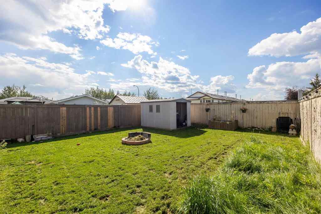 MLS® A2248750 - 108 Shetland Garden  in Thickwood Fort McMurray, Residential
