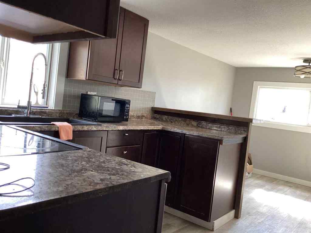 MLS® A2248757 - Unit #92 600 14 Street  in NONE Beaverlodge, Mobile