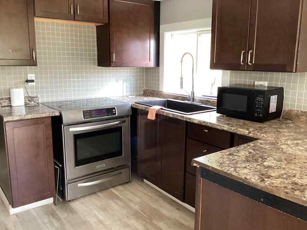 MLS® A2248757 - Unit #92 600 14 Street  in NONE Beaverlodge, Mobile