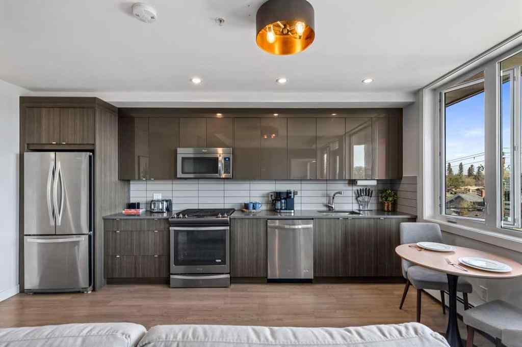 MLS® A2248761 - Unit #304 1526 9 Avenue SE in Inglewood Calgary, Residential