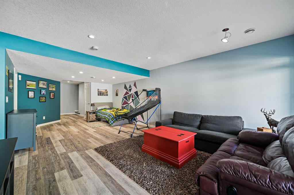 MLS® A2248768 - 92 Brightoncrest Rise SE in New Brighton Calgary, Residential