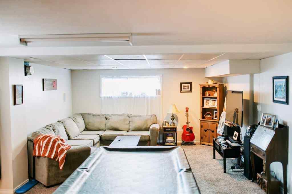 MLS® A2248770 - 3801 64 Street  in Grandview Stettler, Residential