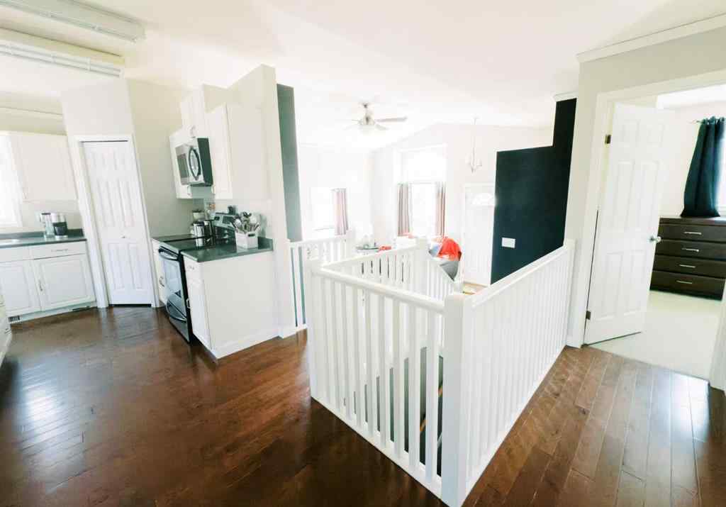MLS® A2248770 - 3801 64 Street  in Grandview Stettler, Residential