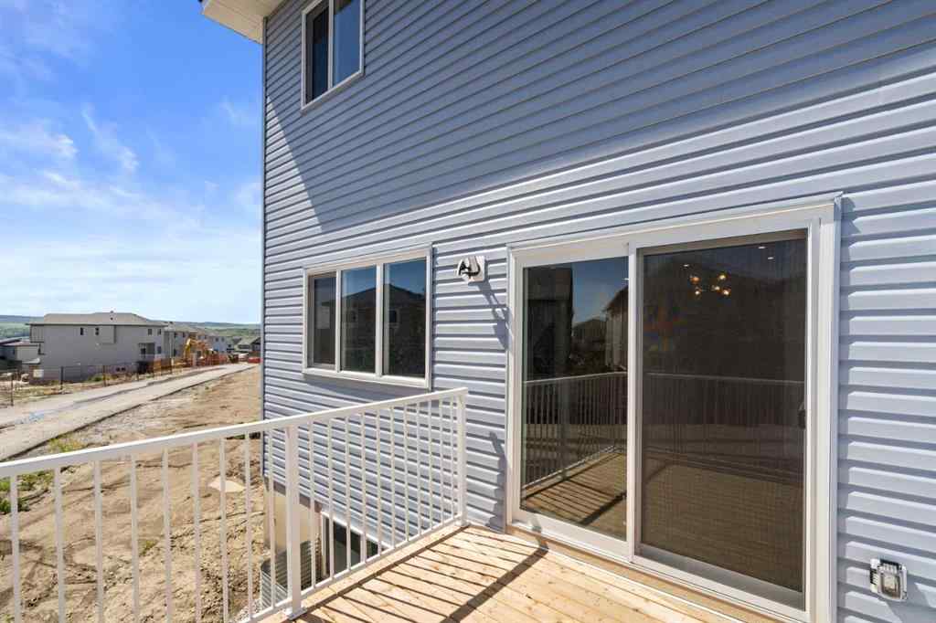 MLS® A2248771 - 66 Heritage Circle  in Heritage Hills Cochrane, Residential