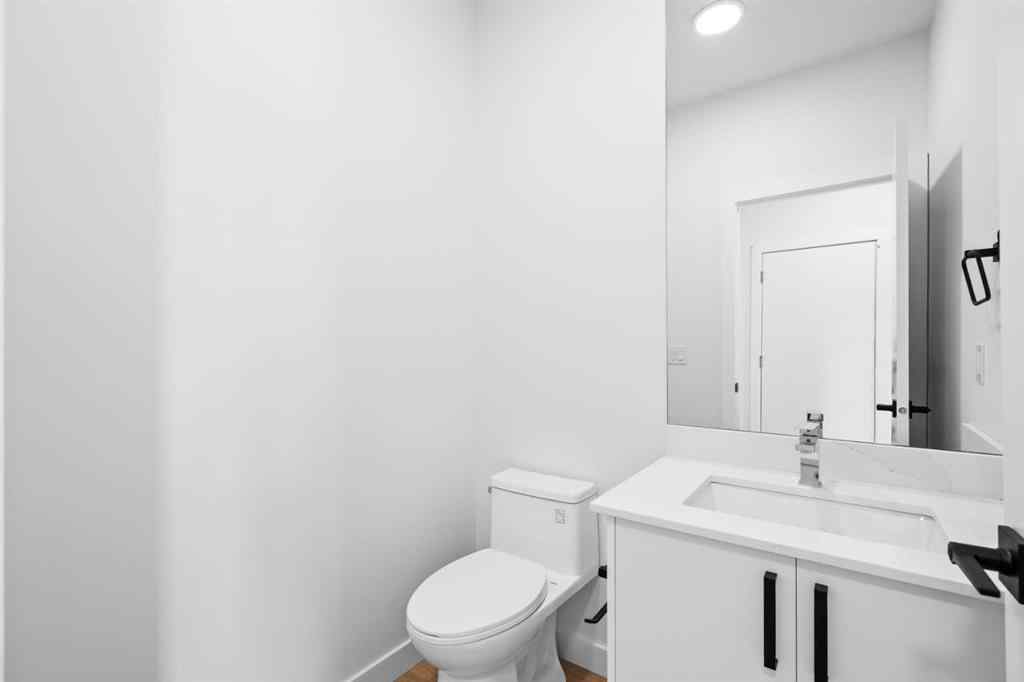 MLS® A2248771 - 66 Heritage Circle  in Heritage Hills Cochrane, Residential