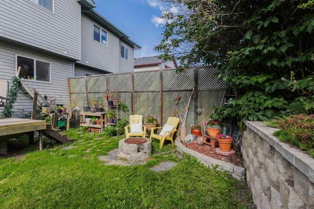 MLS® A2248776 - 234 Quigley Drive  in West Terrace Cochrane, Residential