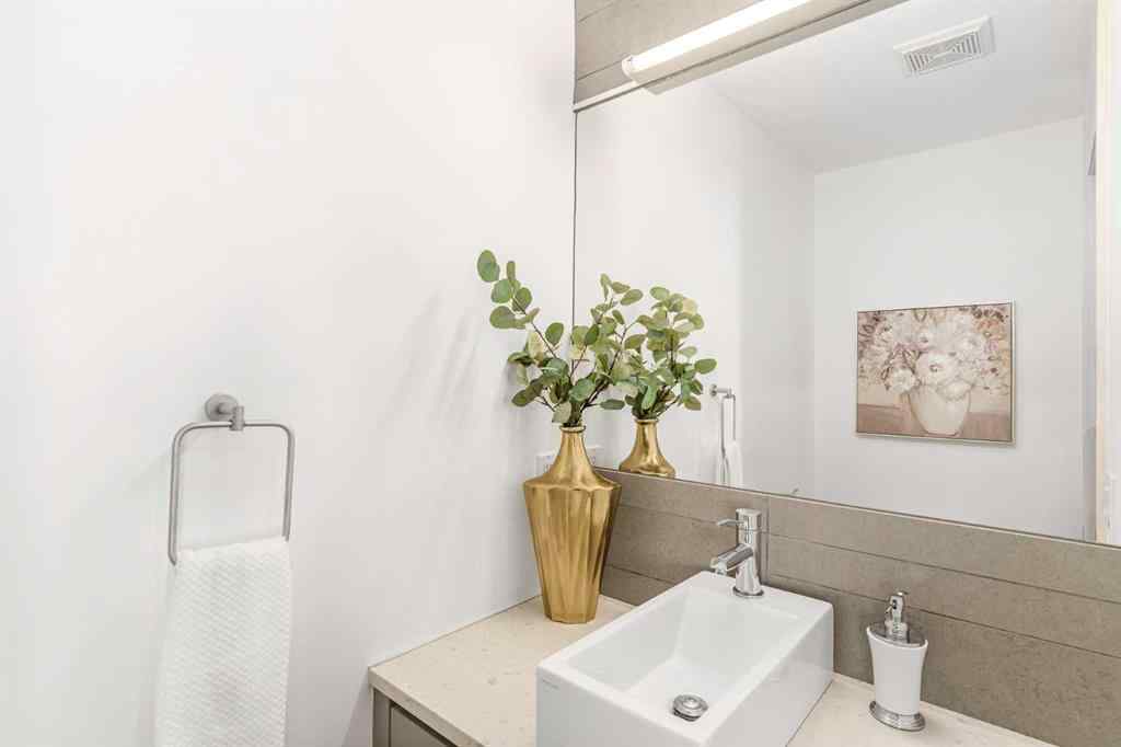 MLS® A2248797 - 1712 19 Avenue SW in Bankview Calgary, Residential