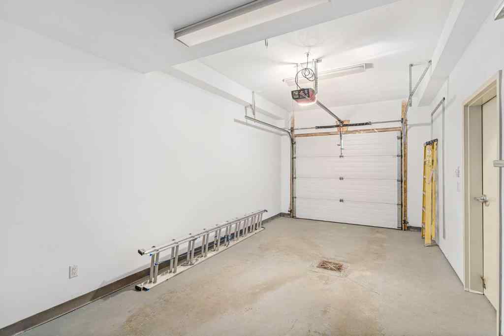 MLS® A2248797 - 1712 19 Avenue SW in Bankview Calgary, Residential