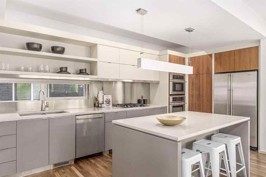 MLS® A2248797 - 1712 19 Avenue SW in Bankview Calgary, Residential
