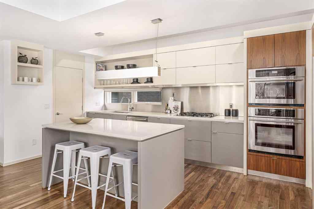 MLS® A2248797 - 1712 19 Avenue SW in Bankview Calgary, Residential