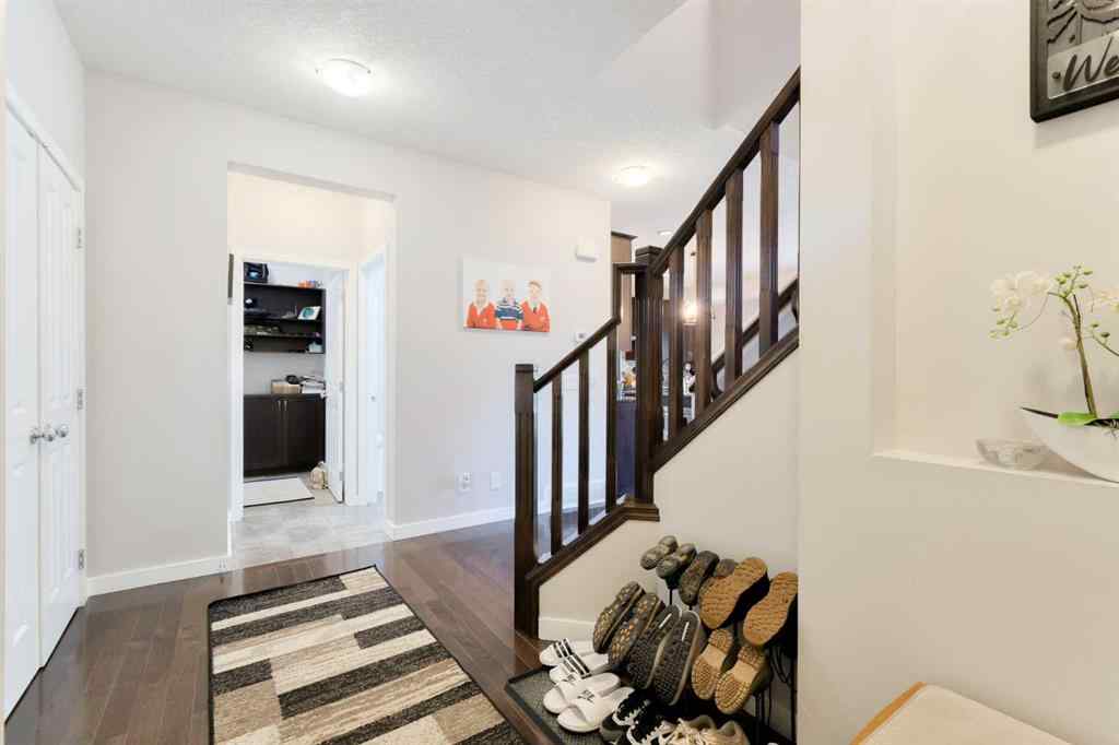 MLS® A2248798 - 40 Sunrise Terrace  in Sunset Ridge Cochrane, Residential