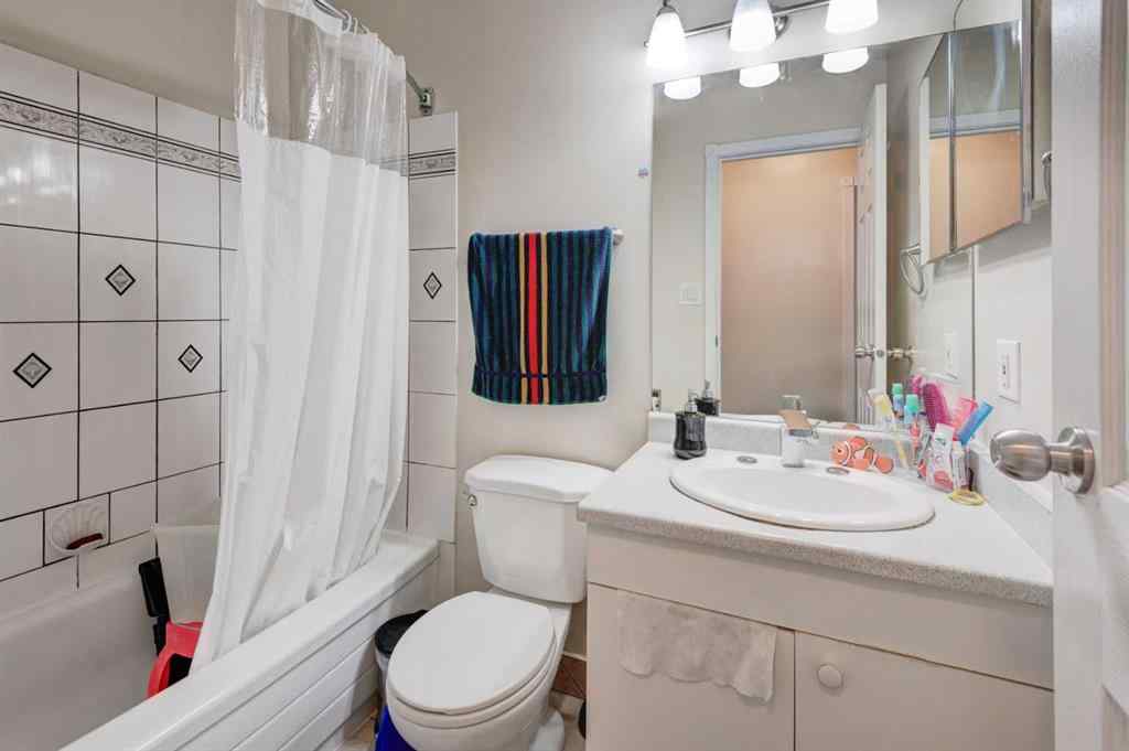MLS® A2248802 - 5 Fonda Drive SE in Forest Heights Calgary, Residential