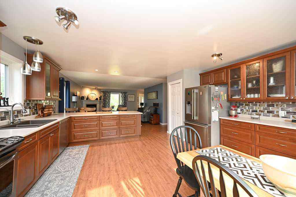 MLS® A2248805 - 150 Sunrise Drive   in NONE South Baptiste, Residential
