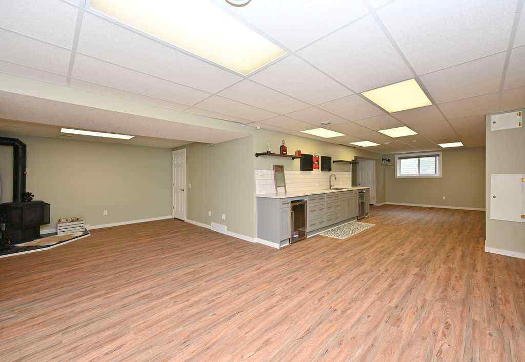 MLS® A2248805 - 150 Sunrise Drive   in NONE South Baptiste, Residential