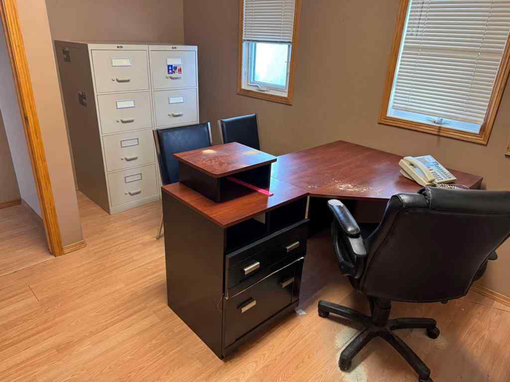 MLS® A2248811 - 4530 54 Avenue  in NONE Olds, Commercial