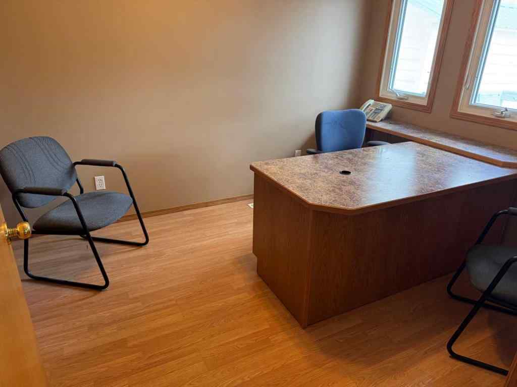 MLS® A2248811 - 4530 54 Avenue  in NONE Olds, Commercial