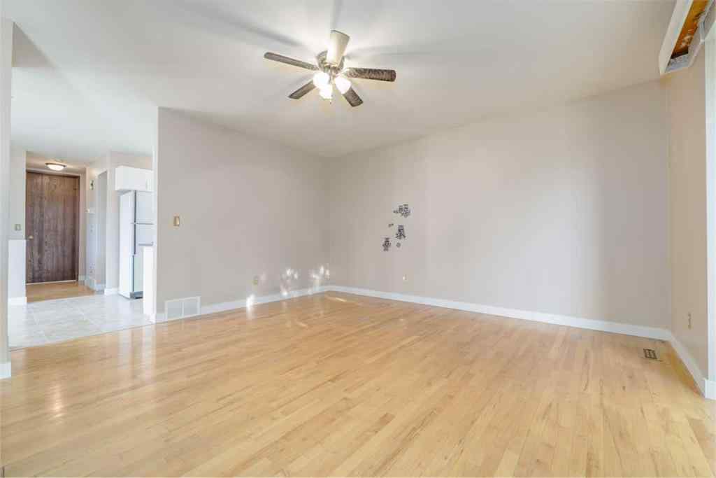 MLS® A2248814 - 76 Doverglen Crescent SE in Dover Calgary, Residential