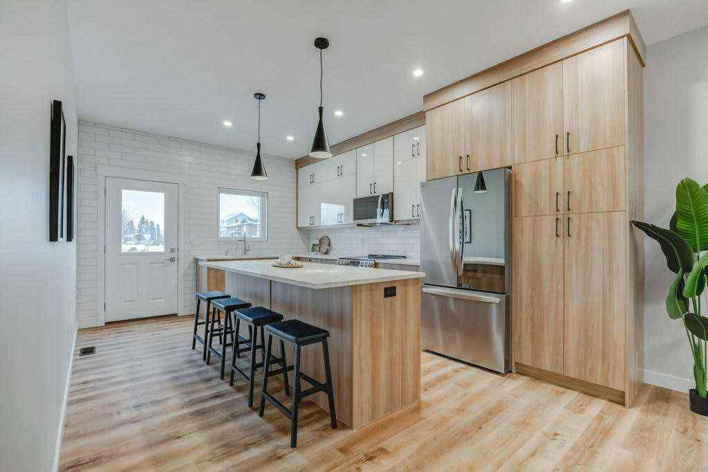 MLS® A2248816 - 11 Clover Crescent  in NONE Beiseker, Residential